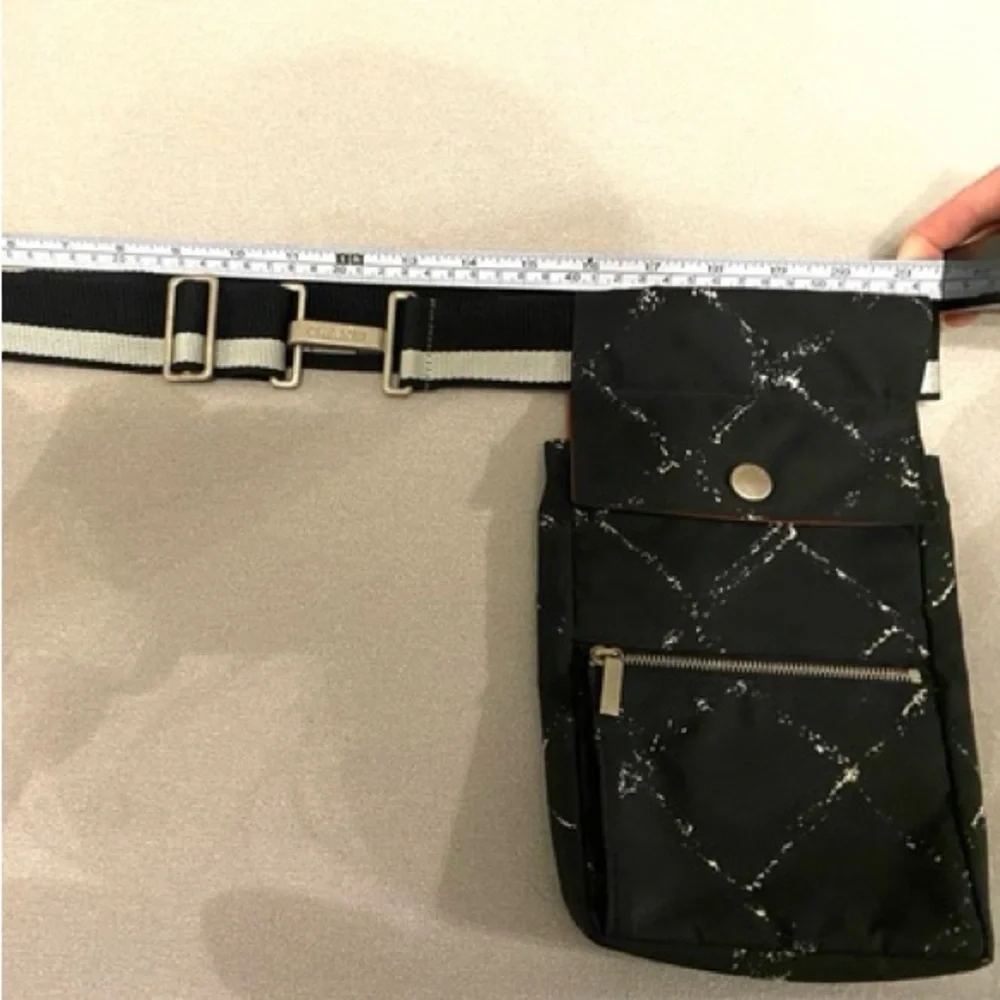 CHANEL Travel Bag - Picture 15 of 16